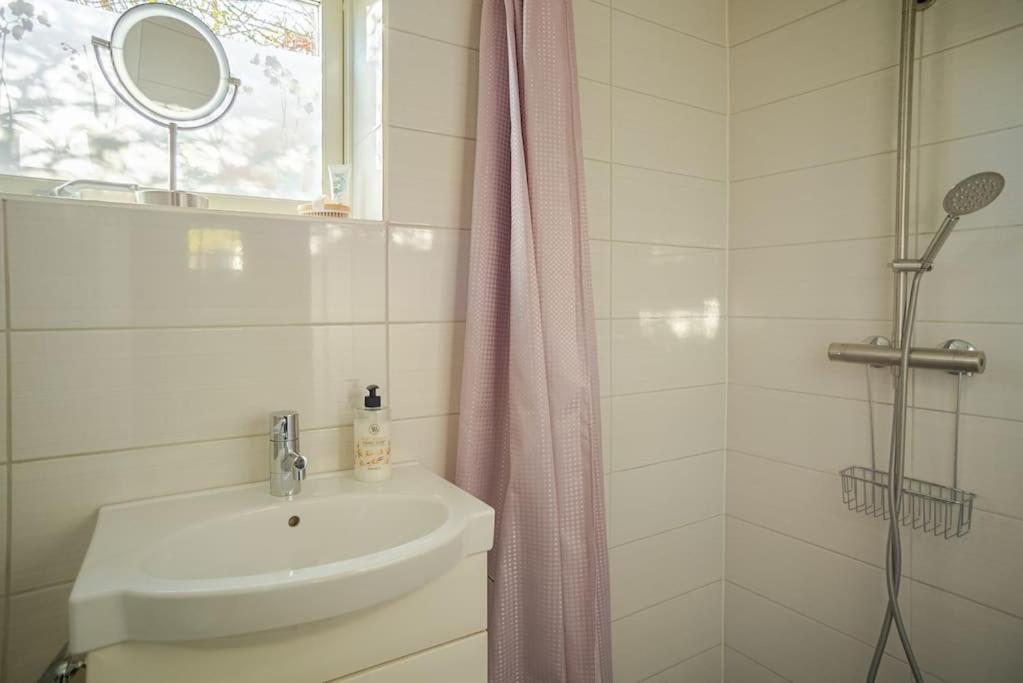 Outstanding Apartment Close To Gothenburg クンゲルブ エクステリア 写真